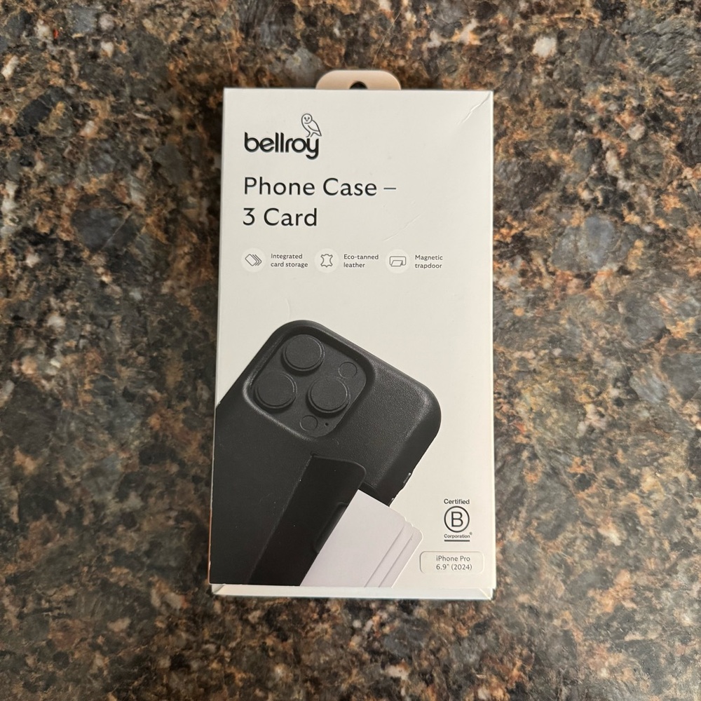 SOLD! bellroy iphone 16 pro max case